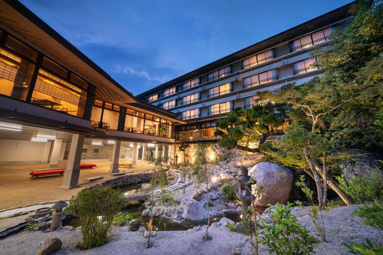 Miyajima Grand Hotel Arimoto Hatsukaichi Exteriör bild