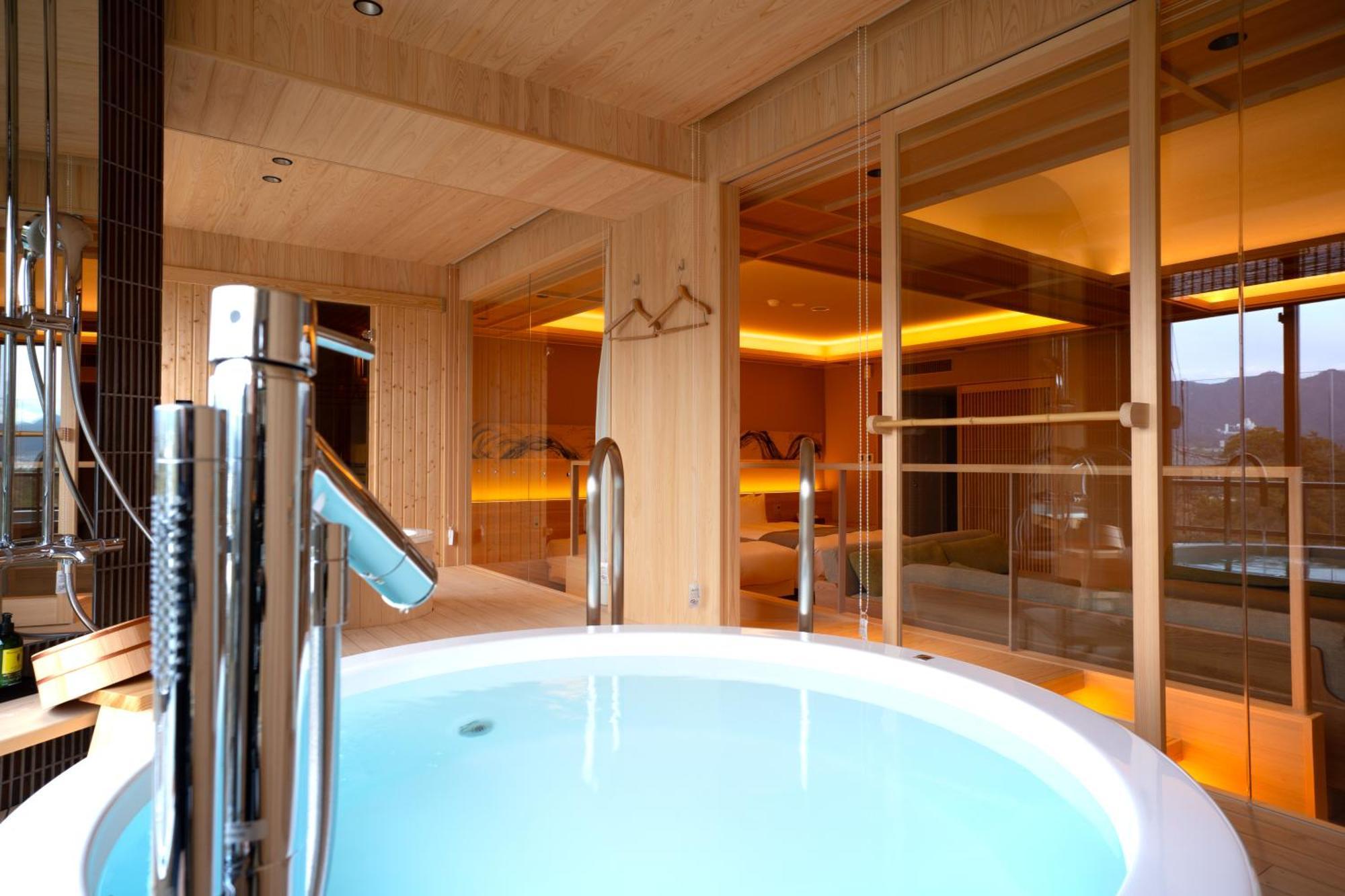 Miyajima Grand Hotel Arimoto Hatsukaichi Exteriör bild