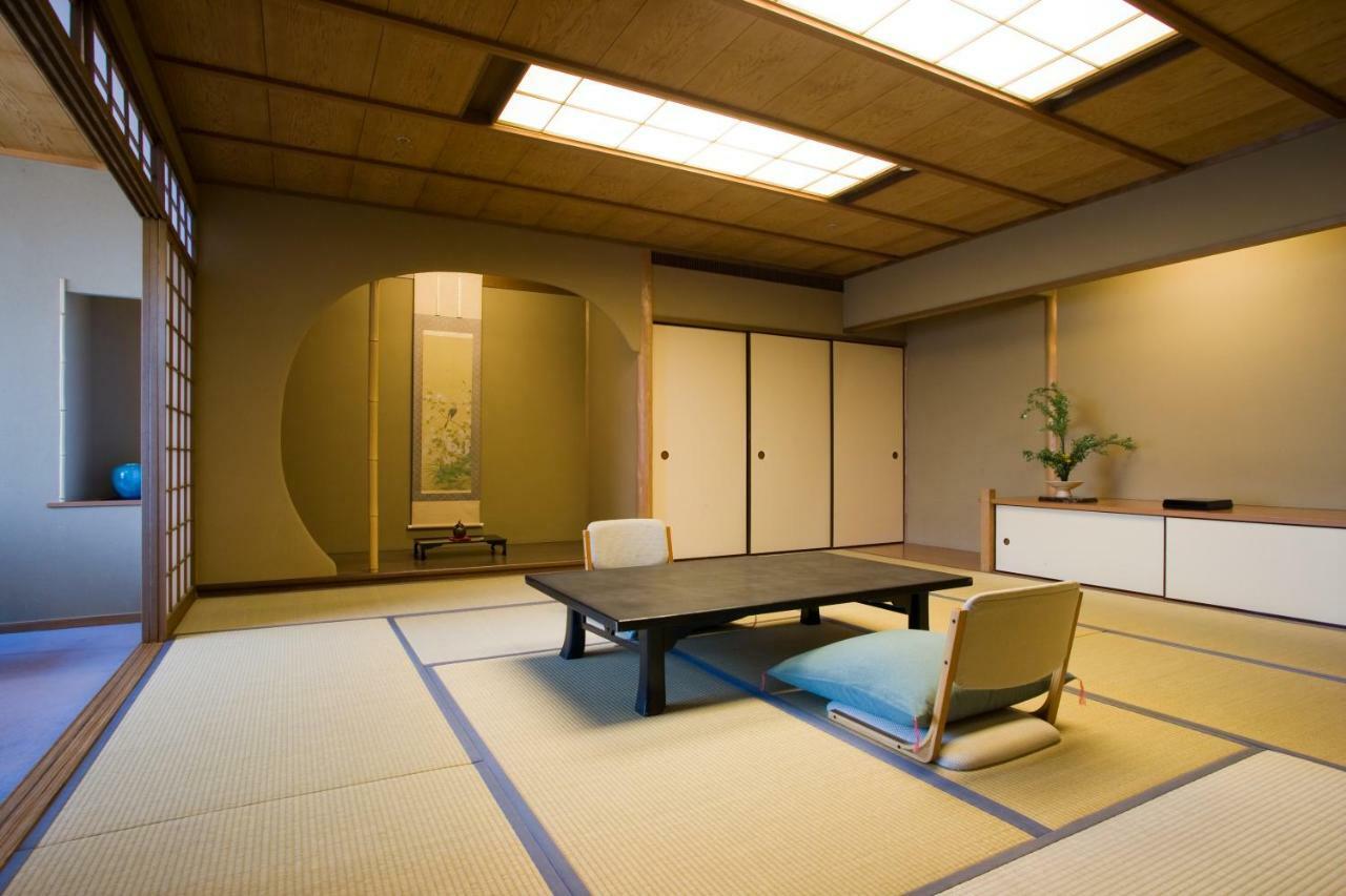 Miyajima Grand Hotel Arimoto Hatsukaichi Exteriör bild