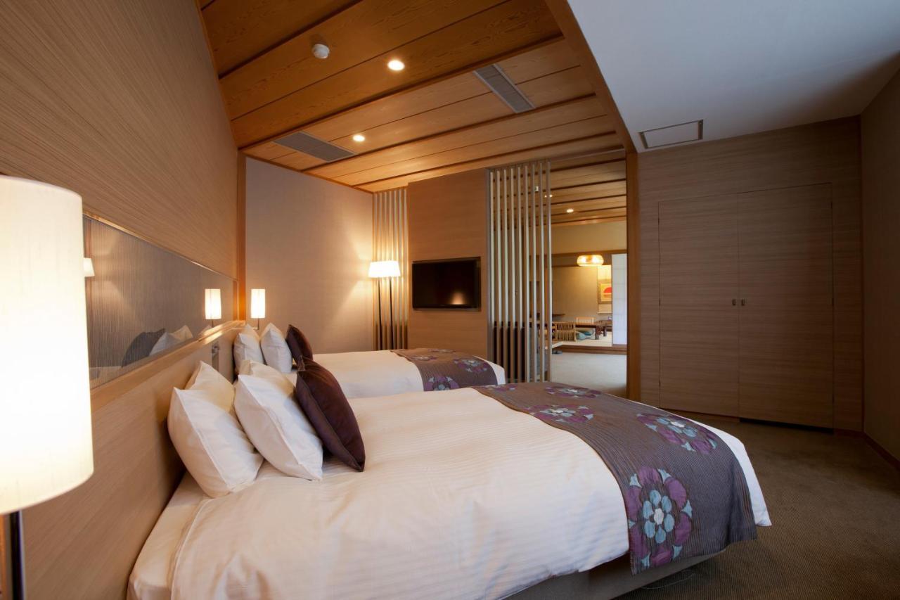 Miyajima Grand Hotel Arimoto Hatsukaichi Exteriör bild