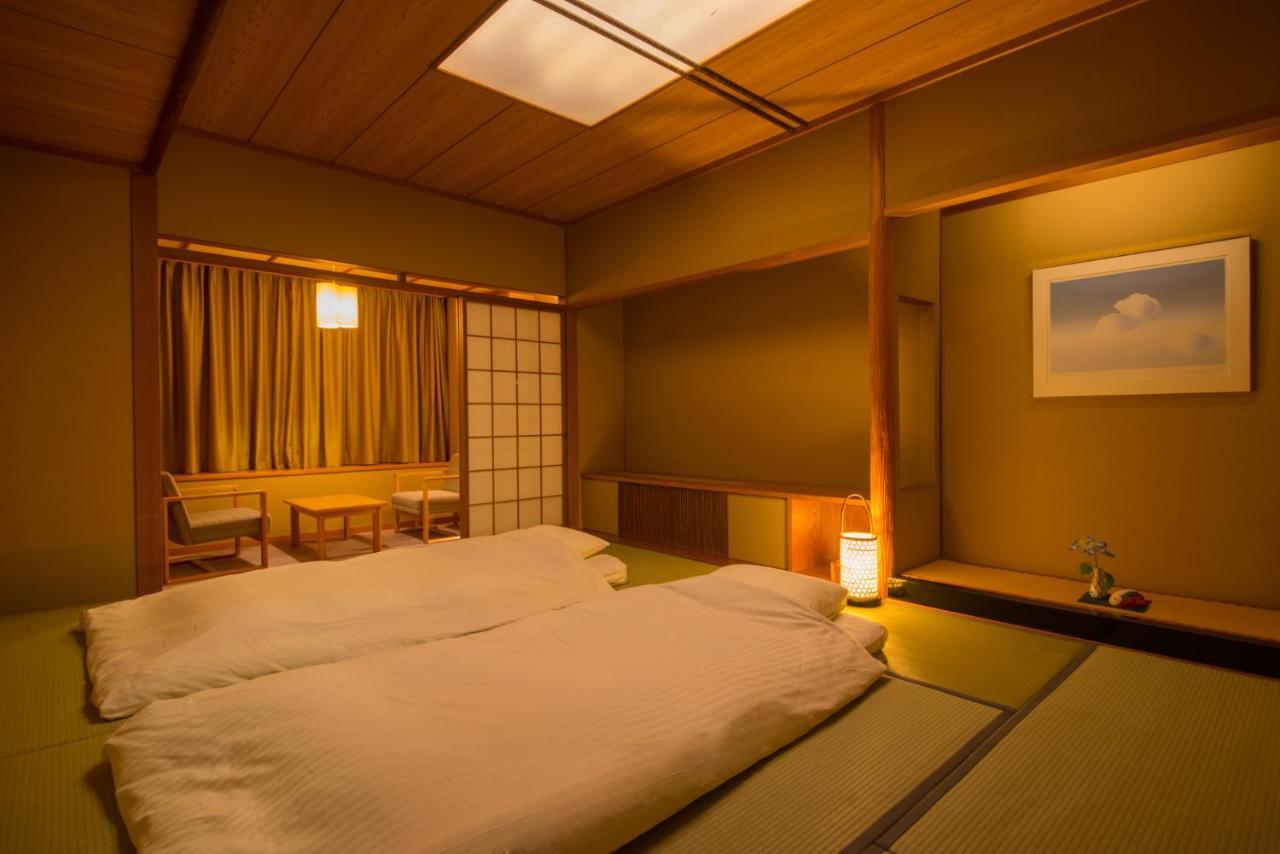 Miyajima Grand Hotel Arimoto Hatsukaichi Exteriör bild